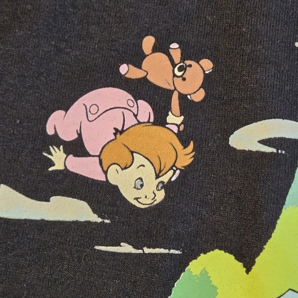 Disney Peter Pan Short Sleeve T-shirt Black with Colored Graphics Women size L - Picture 9 of 10